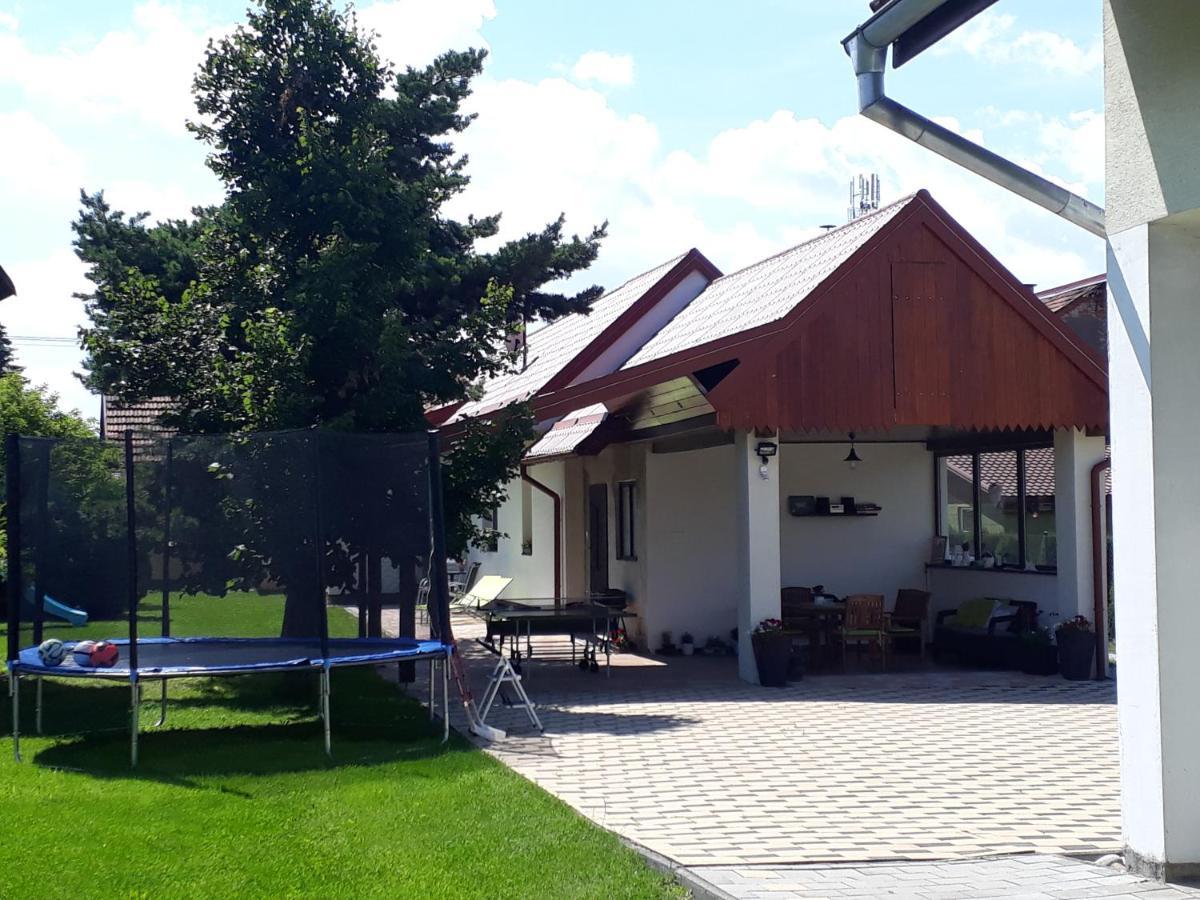 Privat Mariva Appartement Liptovský Mikuláš Buitenkant foto