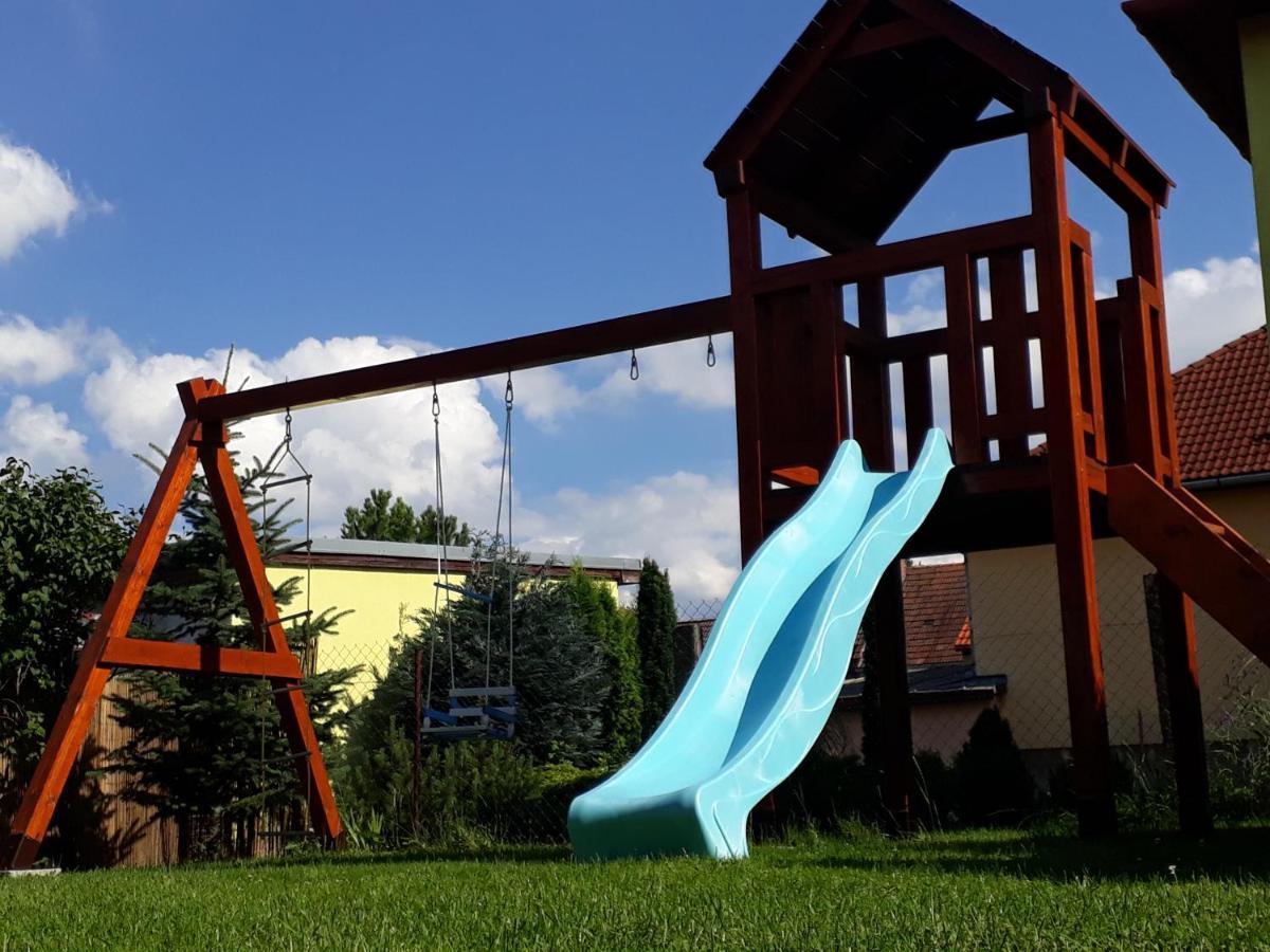 Privat Mariva Appartement Liptovský Mikuláš Buitenkant foto