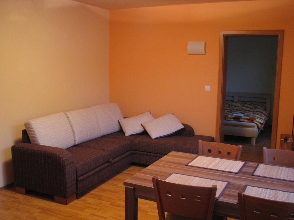 Privat Mariva Appartement Liptovský Mikuláš Kamer foto
